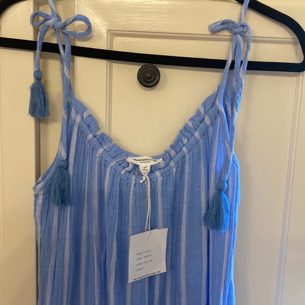 NWT Beach Lunch Lounge Dress with tie shoulders size small